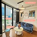 Free Pick-Up Airport - Vinhomes Skylake View Landmark Tower